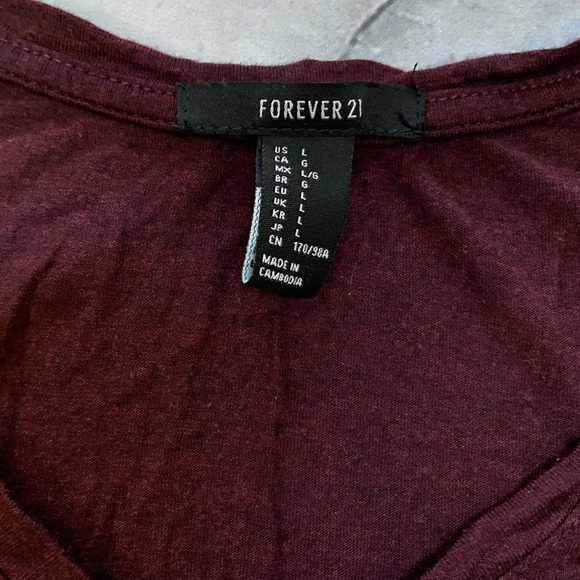 Burgundy Pocket Tee - Picture 3 of 4